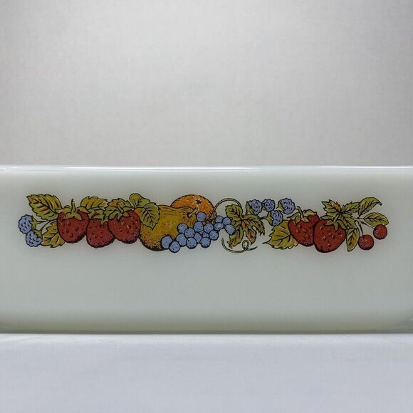 VTG Anchor Hocking Fire King Vegetable Fruit Pattern 1 qt. Loaf/Casserole Dish - Picture 2 of 9